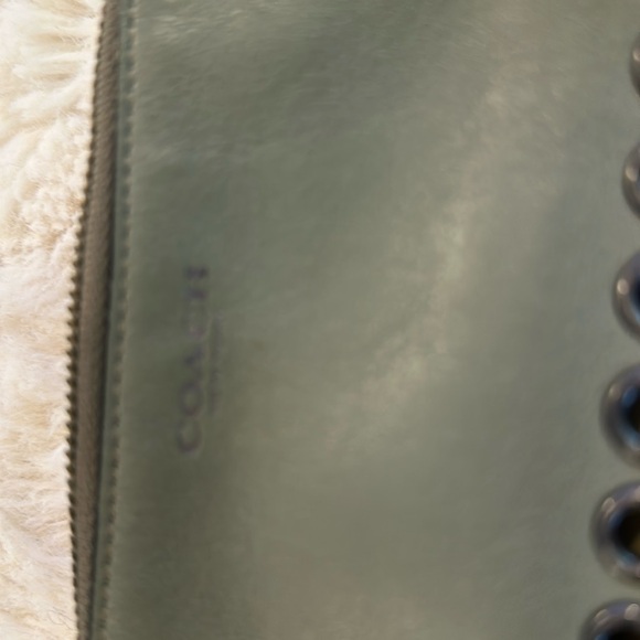 Coach small wristlet with card slots - Picture 5 of 5